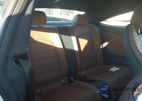 2018 Mercedes-Benz C 300 из США, поврежденный, VIN WDDWJ4JB9JF738558